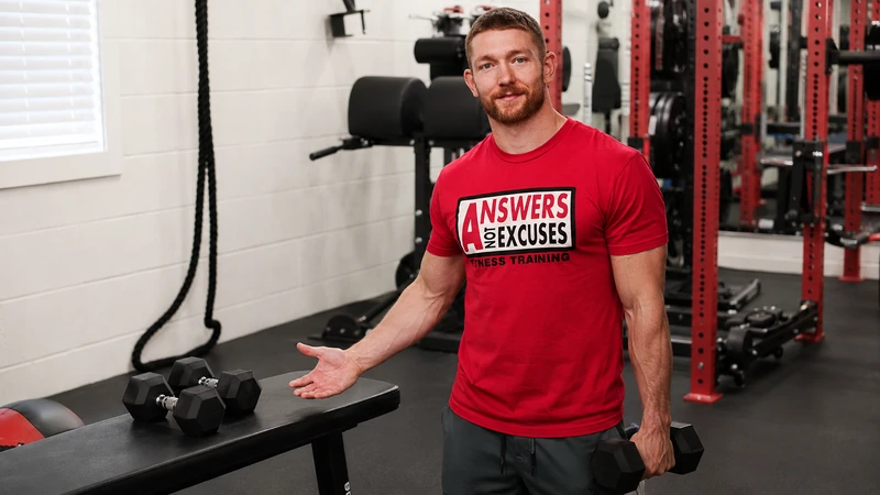 Illustration of Bennett explaining a workout with dumbbells